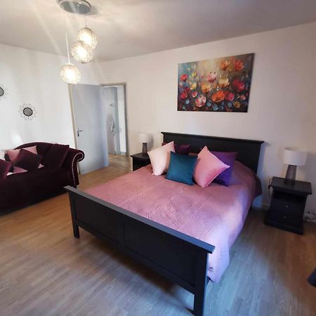 Bel Appartement De 1 A 7 Personnes Ambert Bagian luar foto