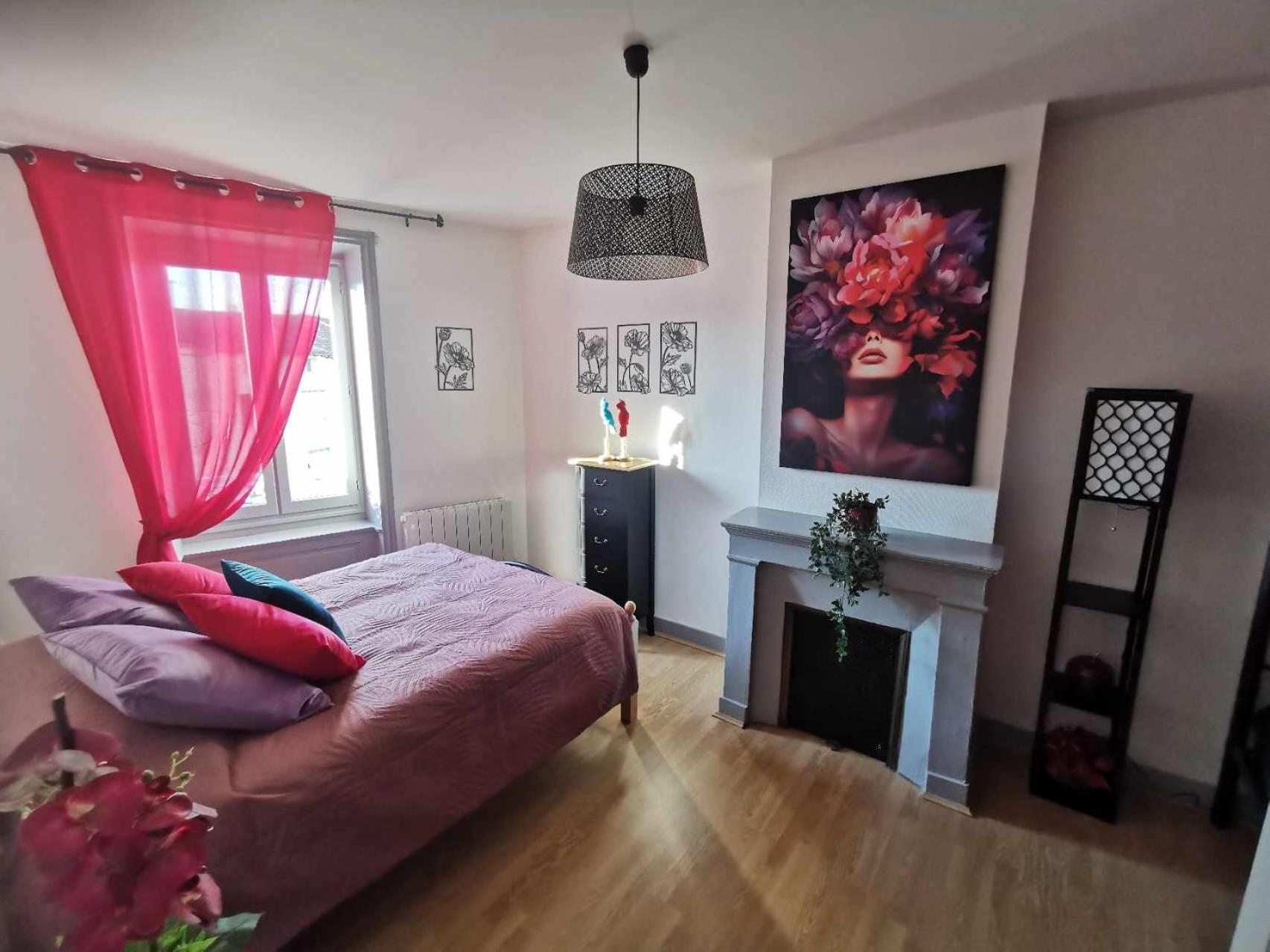Bel Appartement De 1 A 7 Personnes Ambert Bagian luar foto