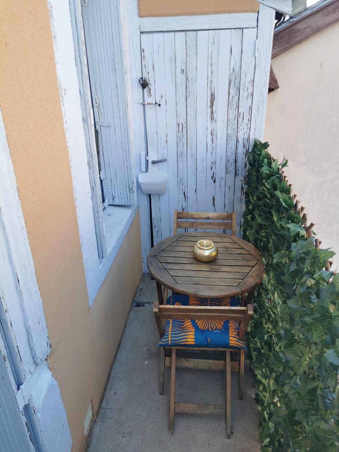 Bel Appartement De 1 A 7 Personnes Ambert Bagian luar foto